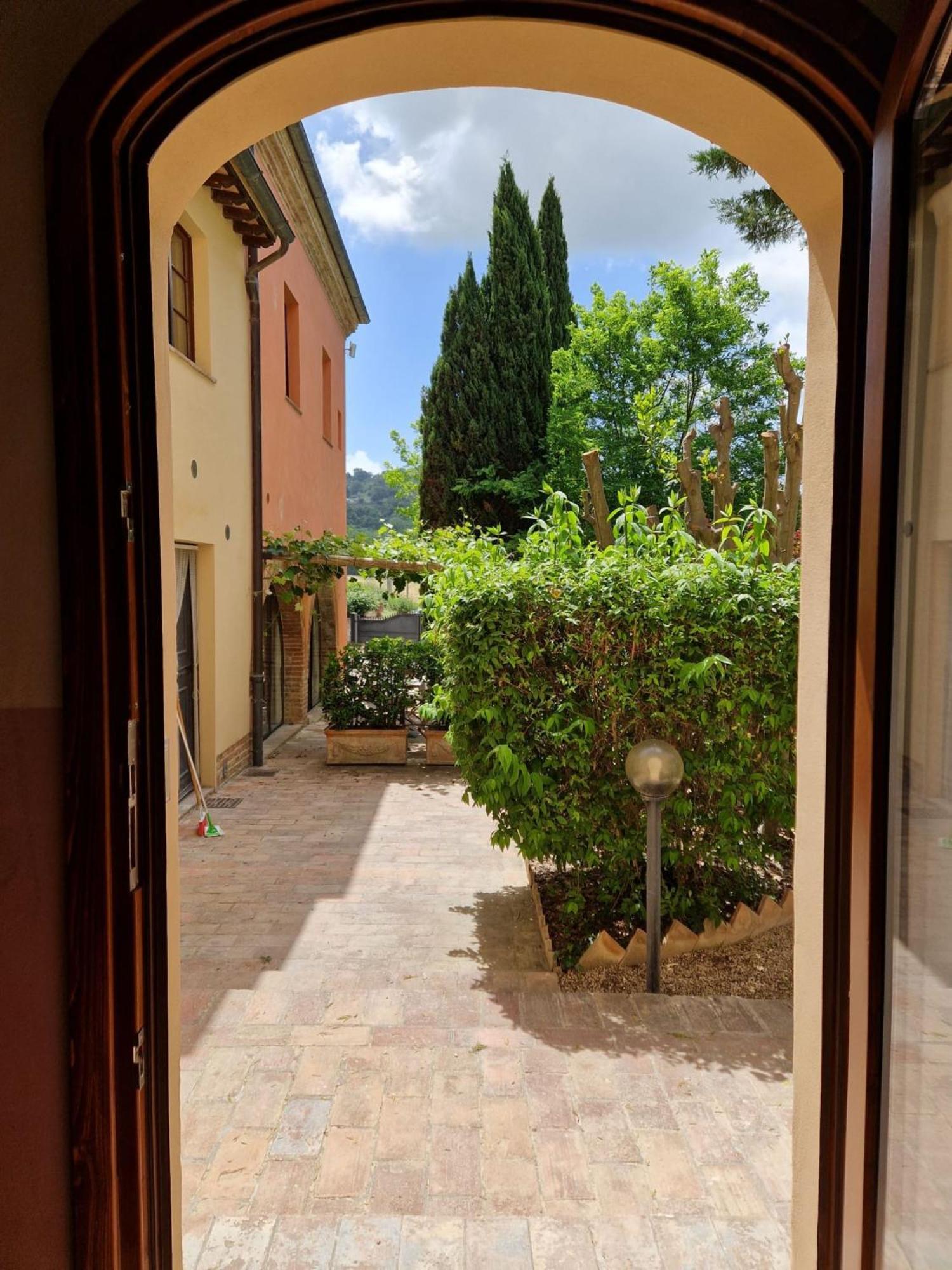 Villa Borgo Dolciano à Chiusi Extérieur photo